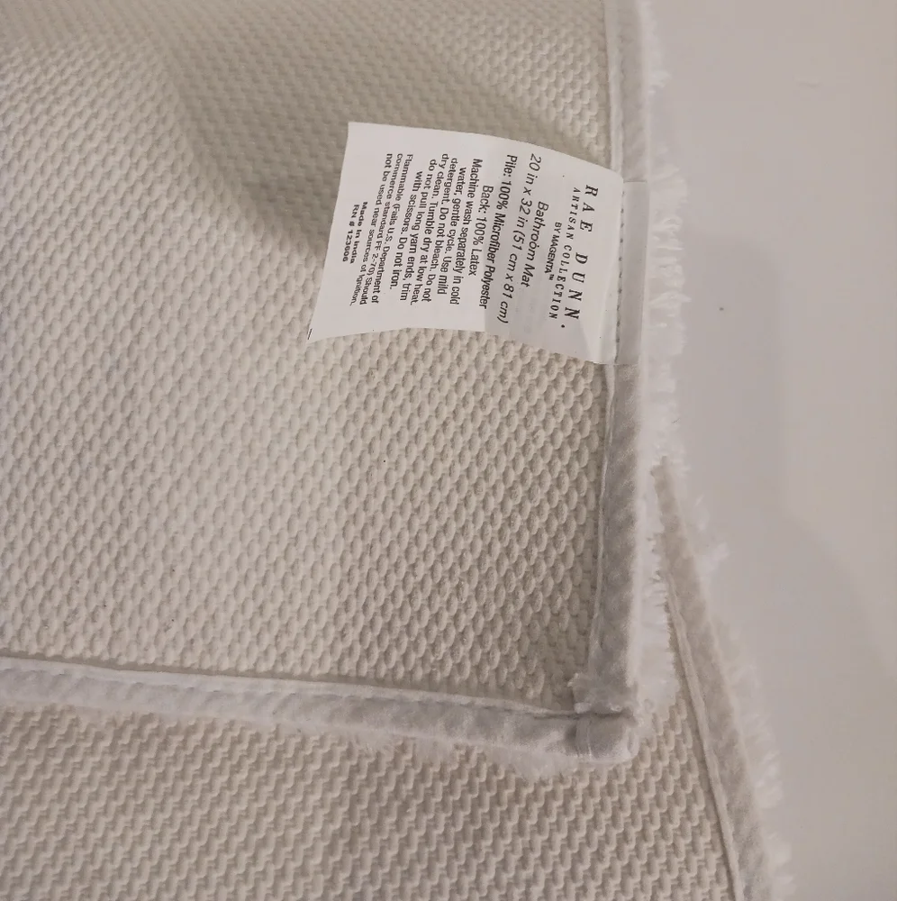 Ghost bath mat